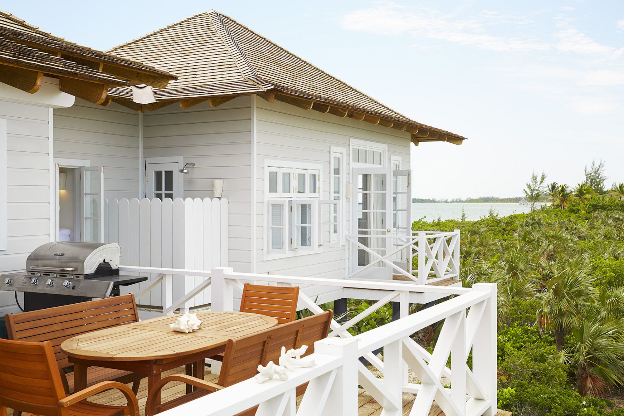Отель Kamalame Cay Staniard Creek Экстерьер фото